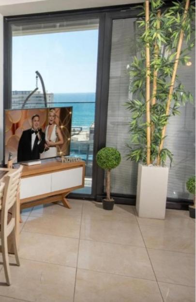Bat Yam Luxery 5Br Sea View Suite Zewnętrze zdjęcie